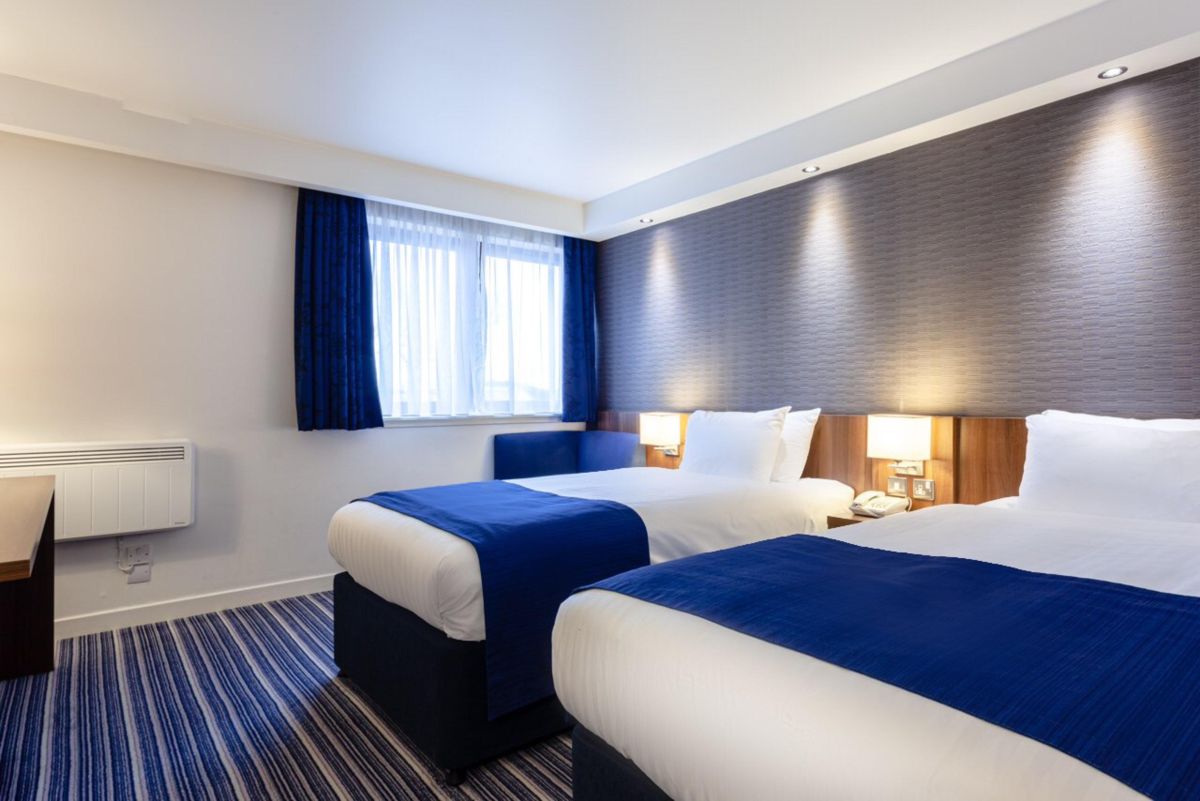 Holiday Inn Express Edinburgh Airport, An Ihg Hotel Ingliston Eksteriør billede