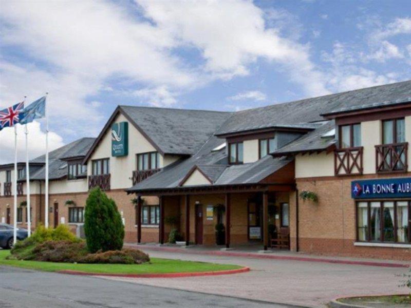 Holiday Inn Express Edinburgh Airport, An Ihg Hotel Ingliston Eksteriør billede